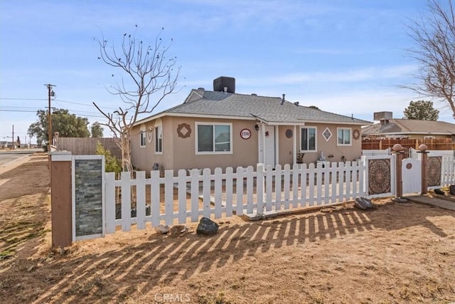 view of front of property