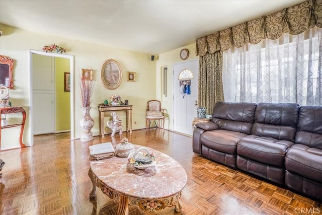 426 Sonora Ave, Glendale, CA 91201 - view of living area