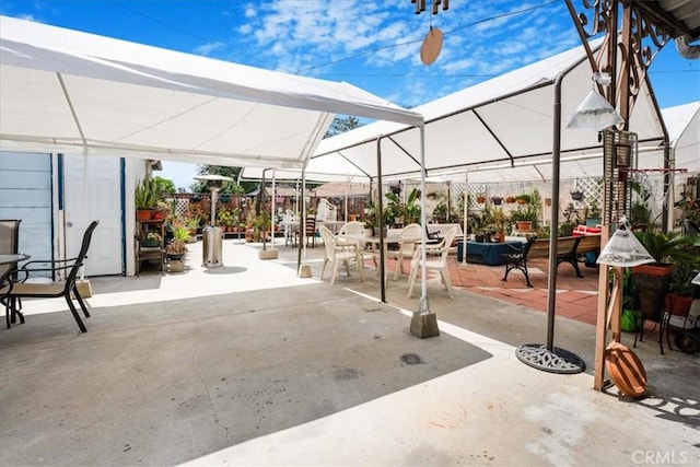 426 Sonora Ave, Glendale, CA 91201 - view of patio featuring outdoor dining space