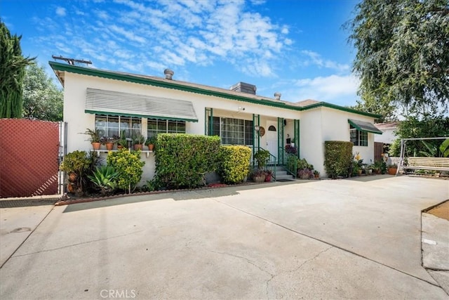 426 Sonora Ave, Glendale, CA 91201 - view of front facade with stucco siding