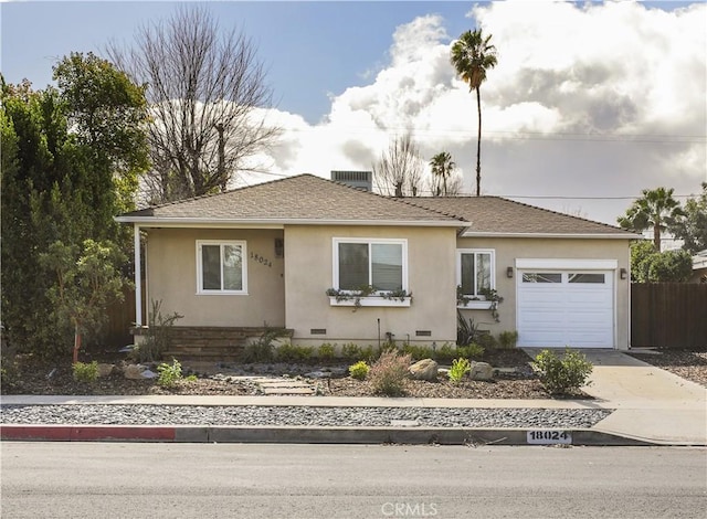 view of front facade with a garage