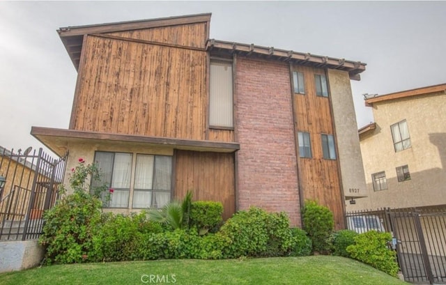 view of rear view of house