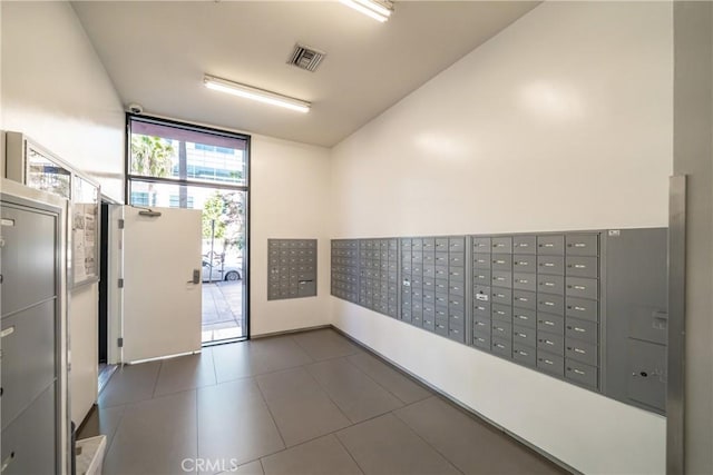 community lobby featuring visible vents