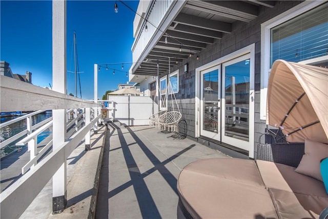 16791 Bayview Dr, Huntington Beach, CA 92649 - balcony with a patio area
