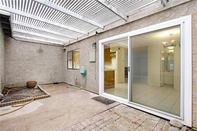 2061 W Redlands Blvd Unit 8C, Redlands, CA 92373 - view of patio with a pergola