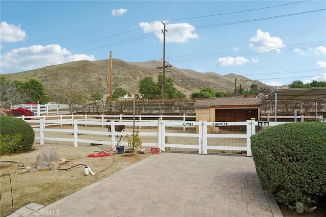 4210 Crestview Dr, Norco, CA 92860 - fenced front yard with a mountain view