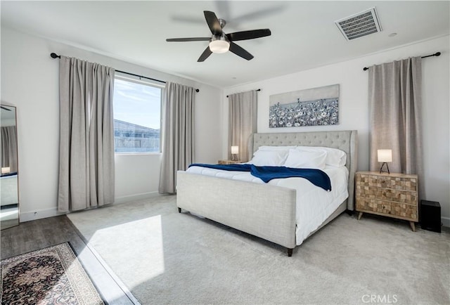 bedroom with ceiling fan