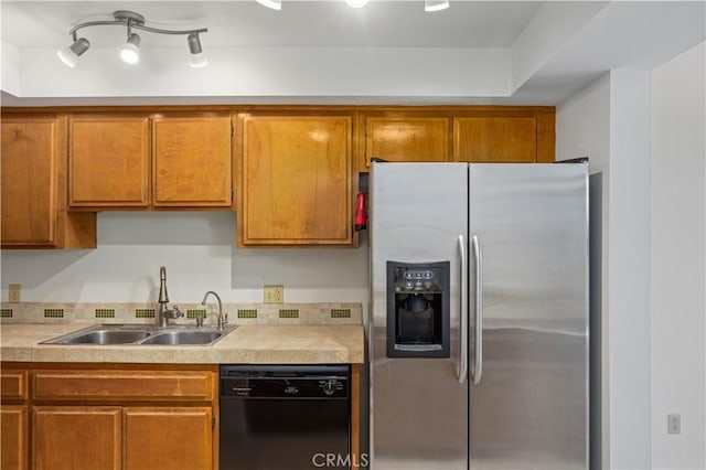 1150 E Palm Canyon Dr Unit 51, Palm Springs, CA 92264 - kitchen featuring stainless steel fridge, dishwasher, a sink, and light countertops