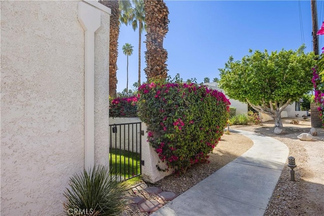 1150 E Palm Canyon Dr Unit 51, Palm Springs, CA 92264 - view of yard