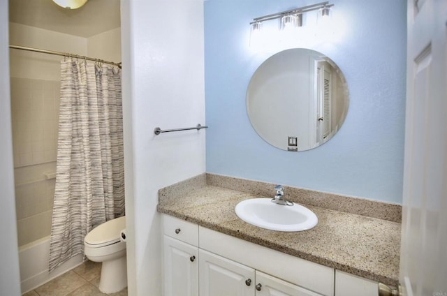 full bathroom featuring tile patterned floors, toilet, vanity, and shower / bathtub combination with curtain