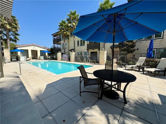 1632 Doheny Way, Dana Point, CA 92629 - community pool featuring fence and a patio area