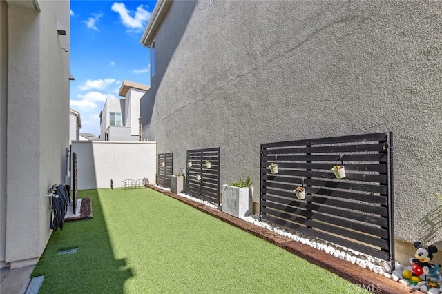 27717 Knoll View Pl, Valencia, CA 91381 - view of yard