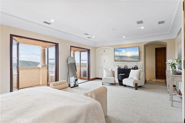 bedroom featuring recessed lighting, visible vents, and light colored carpet