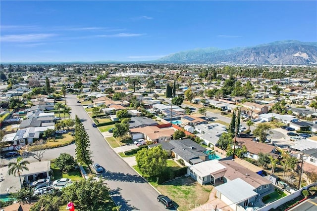 bird's eye view featuring a mountain view