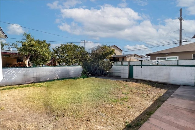 view of yard with fence