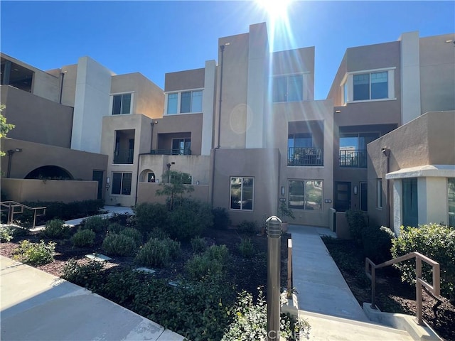 view of front of property with stucco siding