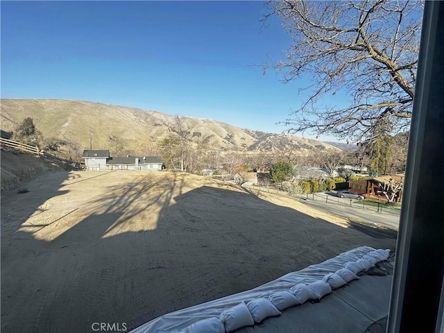 505 N Dr, Lebec, CA 93243 - view of yard featuring a mountain view