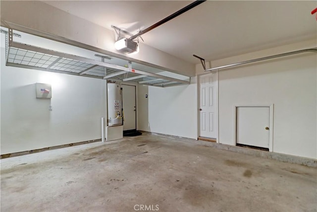 15 Embassy Pl, Lake Forest, CA 92610 - garage featuring a garage door opener