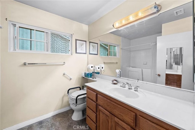 bathroom with curtained shower, visible vents, toilet, vanity, and baseboards