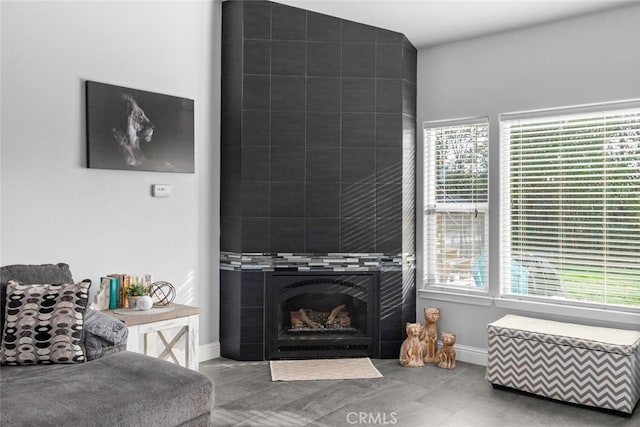 living area with baseboards