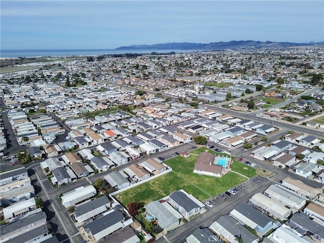 bird's eye view with a mountain view