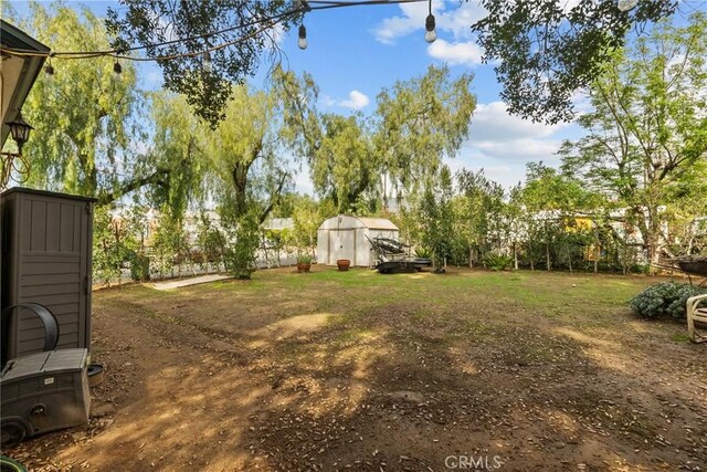 12626 Cometa Ave, San Fernando, CA 91340 - view of yard