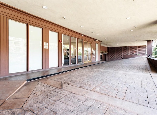 1745 Camino Palmero St Unit 537, Los Angeles, CA 90046 - view of patio / terrace