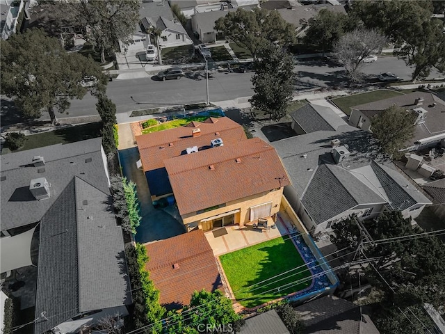 birds eye view of property featuring a residential view