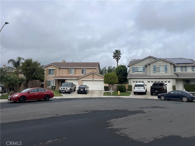 view of front of property featuring driveway