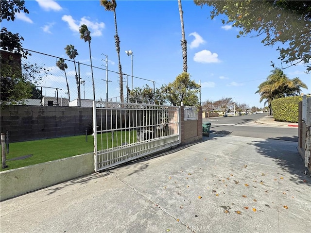 7736 Sugar Dr, Huntington Beach, CA 92647 - photo 40