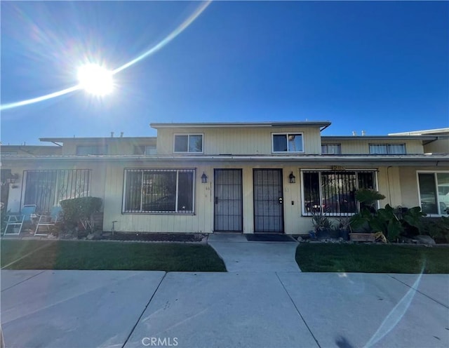 view of townhome / multi-family property