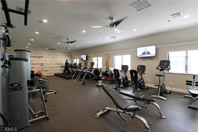 gym with recessed lighting, visible vents, ceiling fan, and baseboards