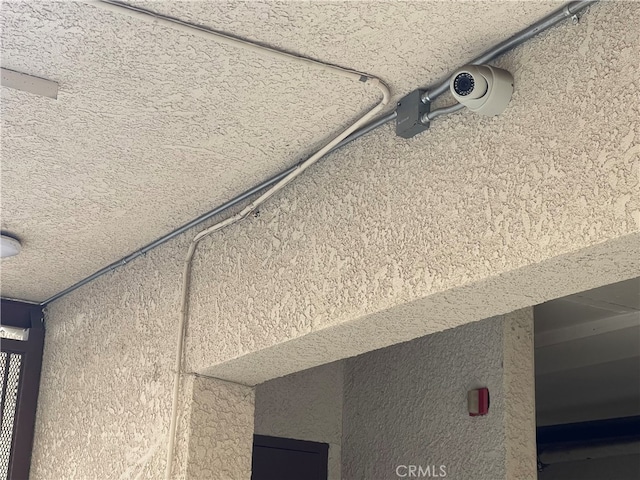 10115 Pinewood Ave Unit 102, Tujunga, CA 91042 - exterior view of a surveillance system