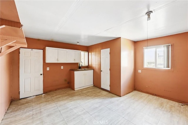 spare room featuring a sink