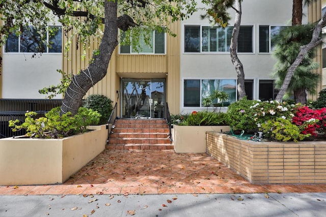 view of front of home with stucco siding