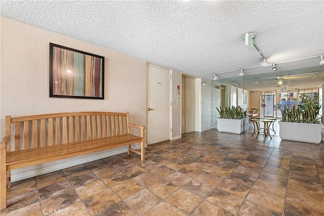 3695 Linden Ave Unit 11A, Long Beach, CA 90807 - view of lobby