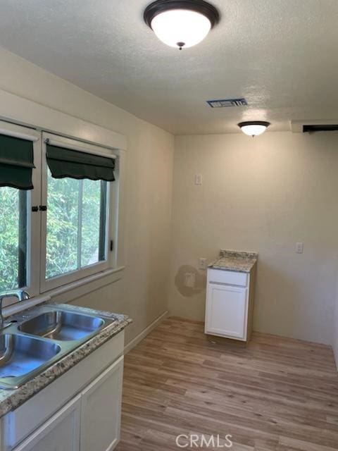 4478 4th St, Riverside, CA 92501 - photo 29