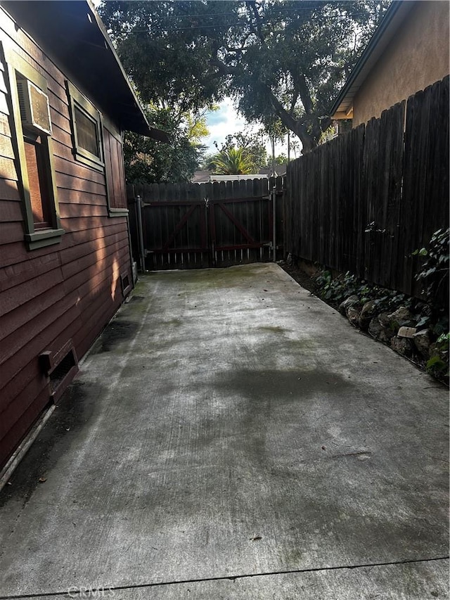 4478 4th St, Riverside, CA 92501 - photo 11