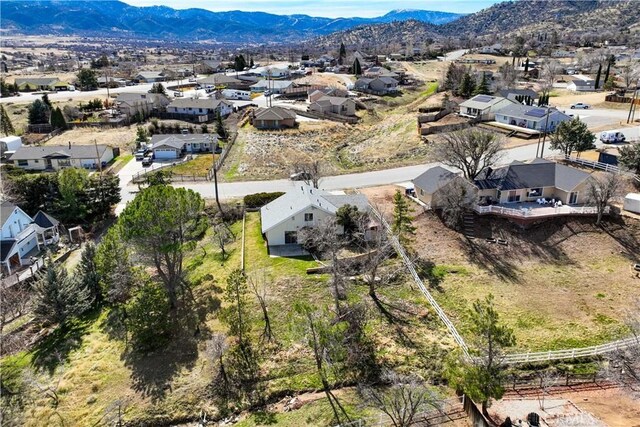 21013 Carriage Dr, Tehachapi, CA 93561 - birds eye view of property with a residential view and a mountain view