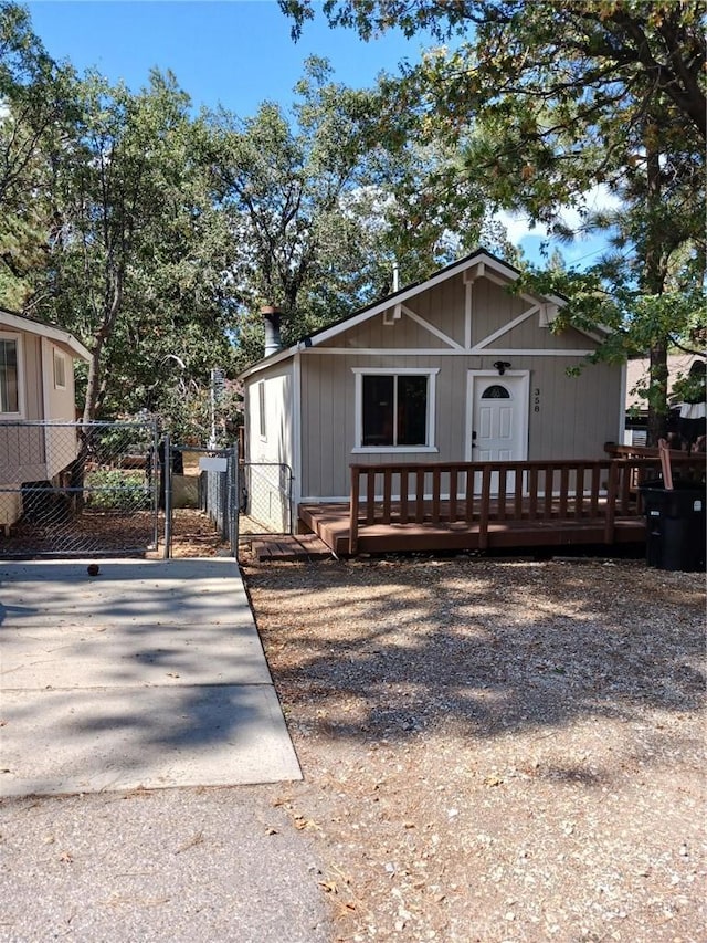 Listing photo 2 for 18 San Bernardino Ave, Sugarloaf CA 92386