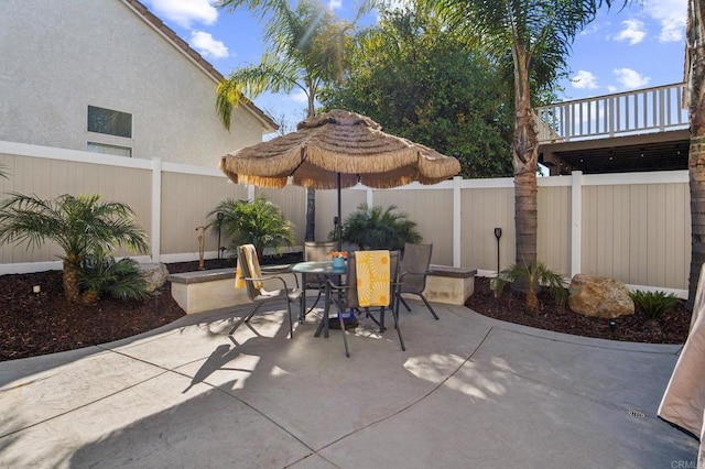 view of patio / terrace with outdoor dining area and a fenced backyard