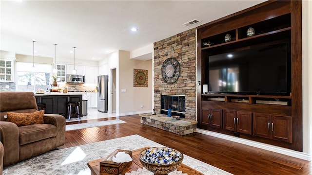 3038 Pinehurst Dr, Corona, CA 92881 - photo 15