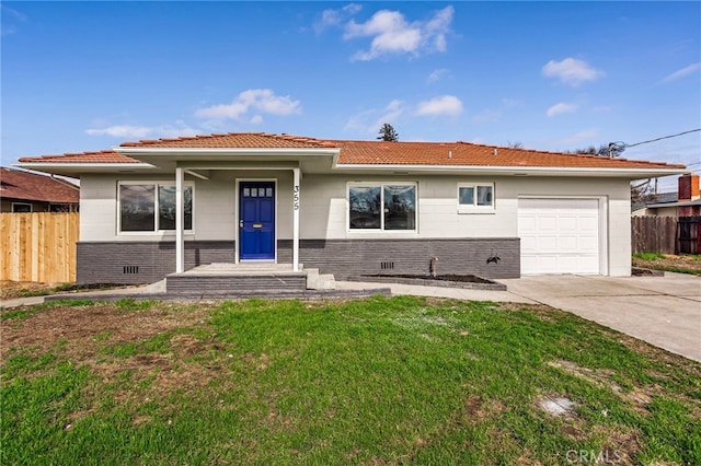 view of front facade with an attached garage, crawl space, fence, driveway, and a front lawn