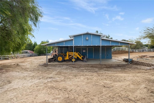 view of outdoor structure featuring a carport