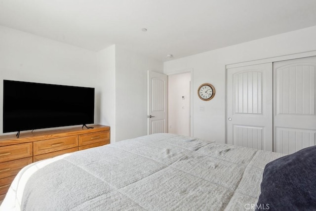 bedroom with a closet