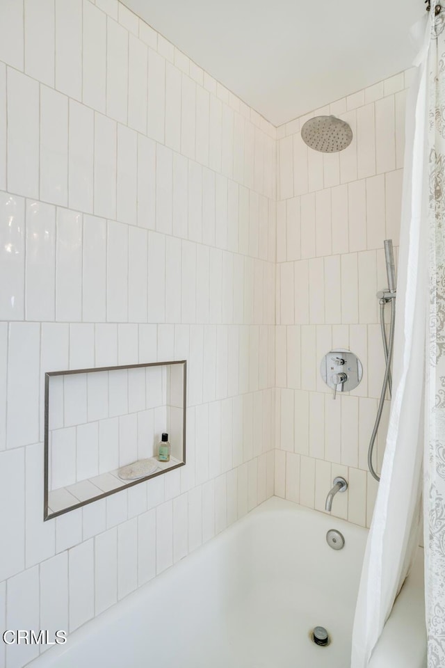 709 Greenbank Ave, Duarte, CA 91010 - full bath with shower / tub combo with curtain