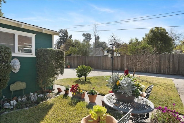 view of yard with fence