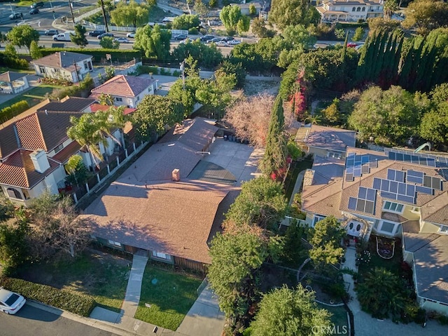 birds eye view of property featuring a residential view