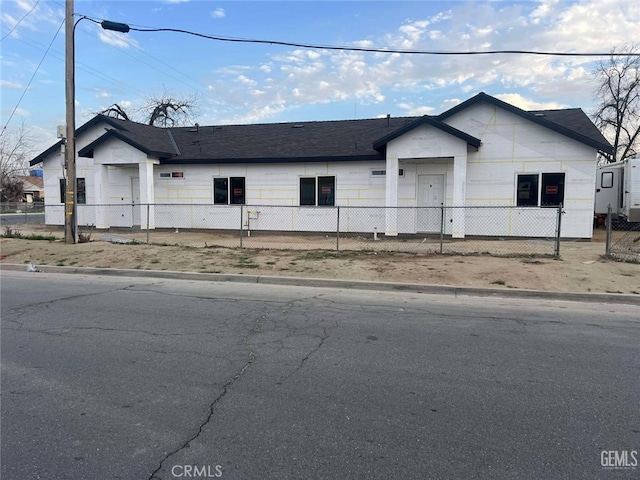 300 Madison St, Bakersfield, CA 93307 - photo 1