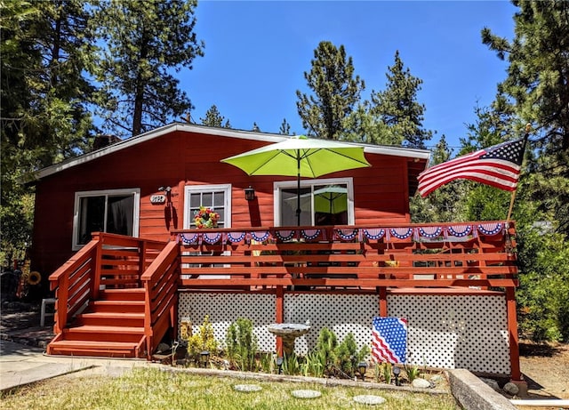 view of front of home featuring a deck